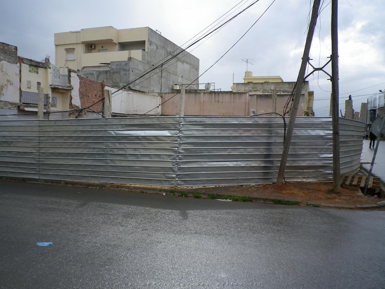 318 le reste de ma villa un grand trou.JPG